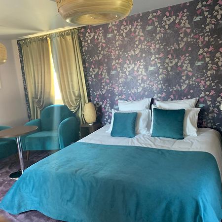L'Hostellerie D'Acquigny エクステリア 写真
