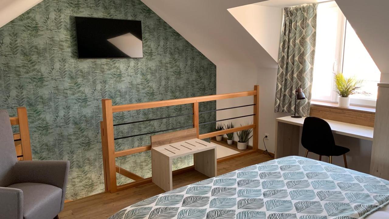 L'Hostellerie D'Acquigny エクステリア 写真